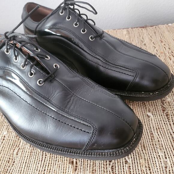 FJ FOOTJOY ICON MENS GOLF SHOES WORN ONCE BLACK LEATHER SIZE 9.5 EXCELLENT COND - Picture 3 of 10